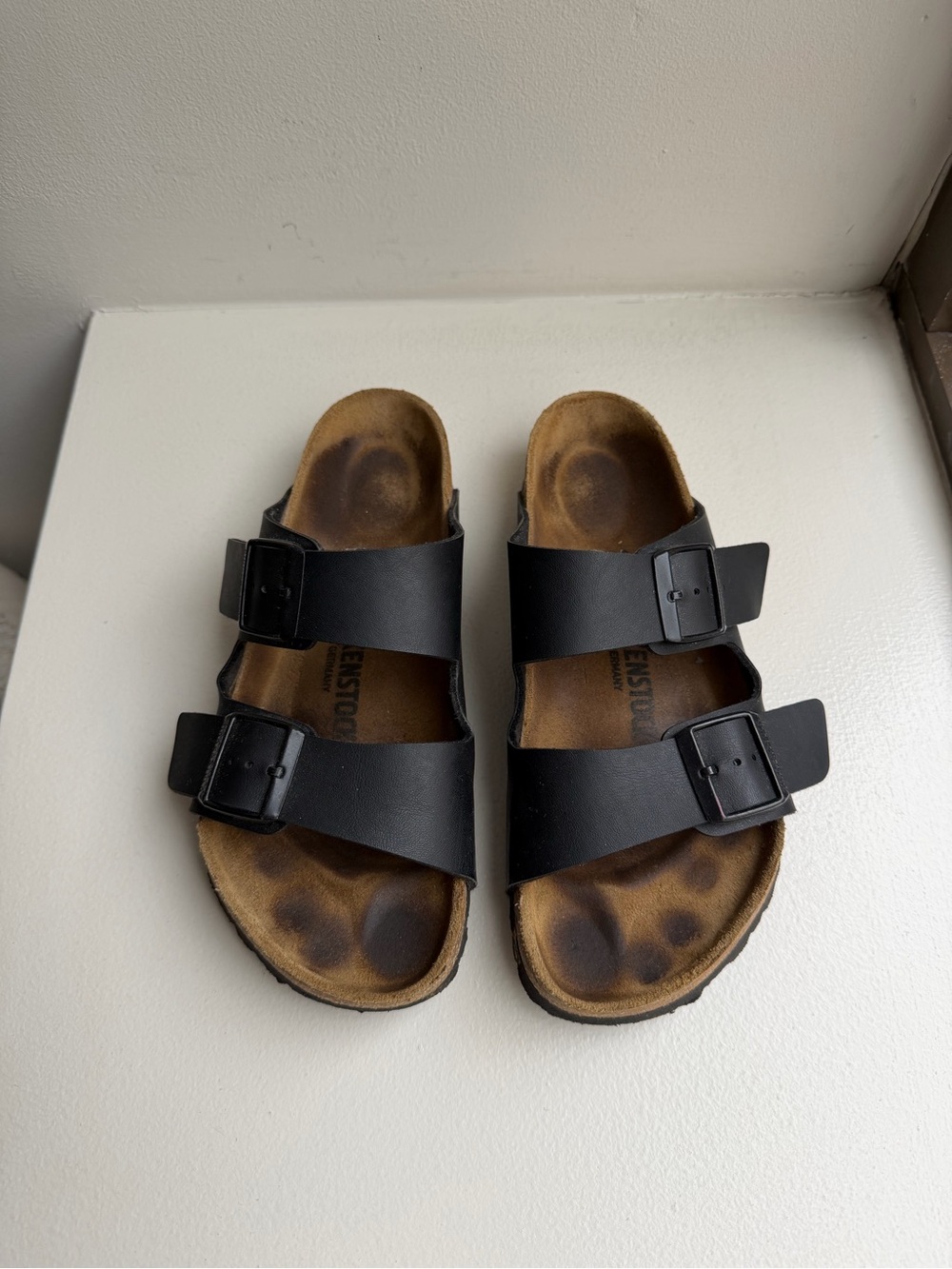 Birkenstock Black Arizona Leather Sandals (unisex)